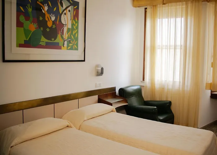 Hotel Napoleon - Rimini Station&City